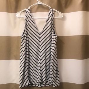 GAP Flowy Tank Top